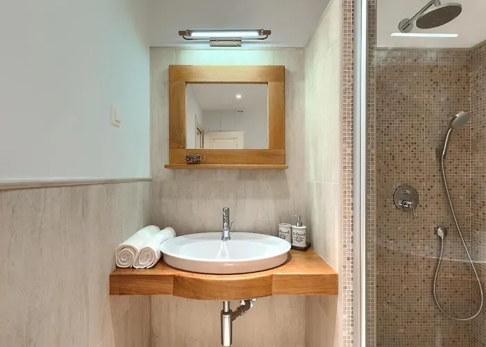 Nona's Garden Апартаменти *