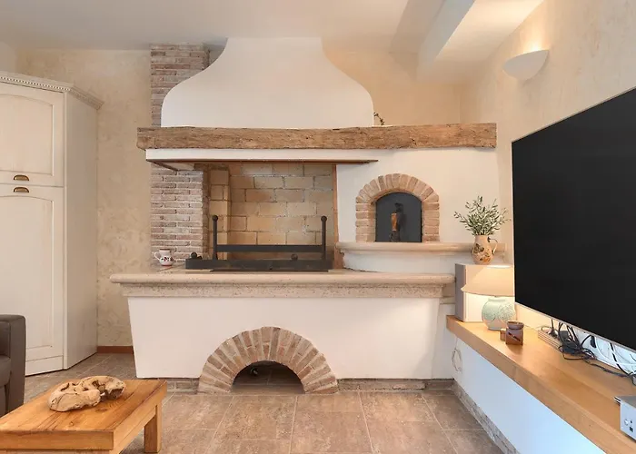 Nona's Garden Апартаменти Пула