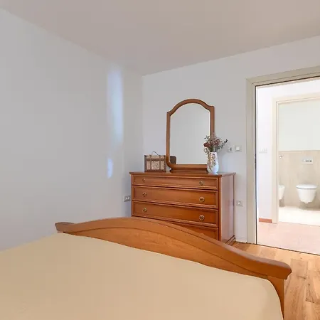 Nona's Garden Apartament *