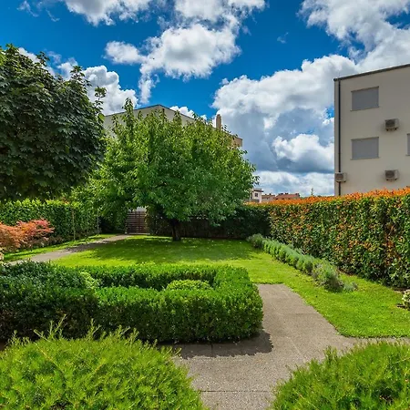 Nona's Garden プーラ